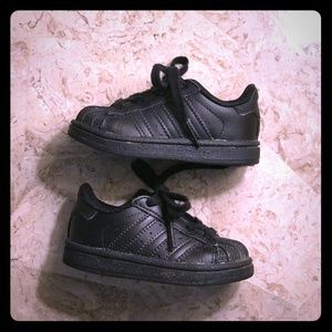 Black Shelltoe Adidas